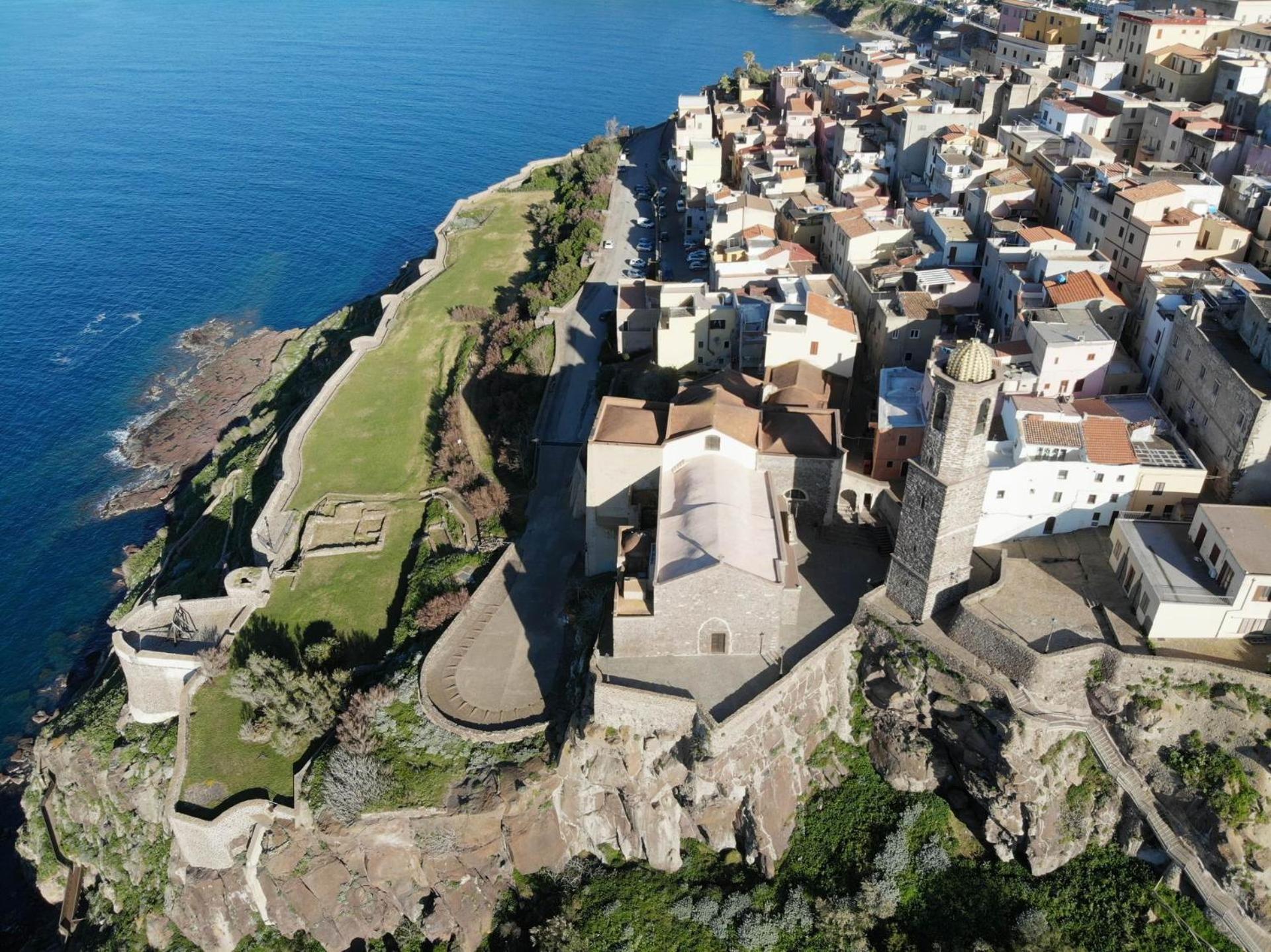 Hotel Il Soffione à Castelsardo Extérieur photo